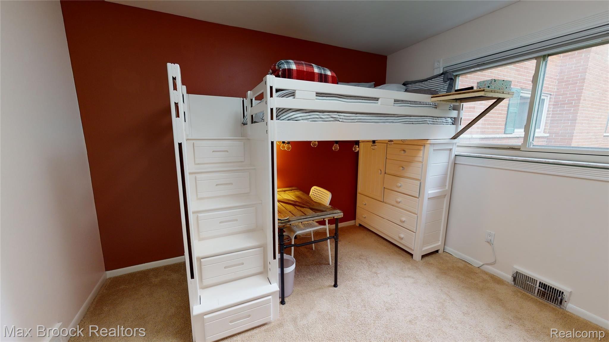 982 North Adams Road, Unit 3 Birmingham, MI 48009 - Photo 21 of 31 Bedroom 1 (1).jpg