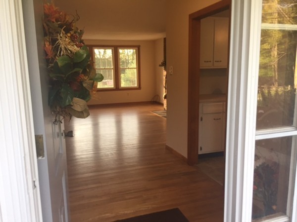 54 Mill Road Dudley, MA 01571 - Photo 3 of 28 Gallery Image 3