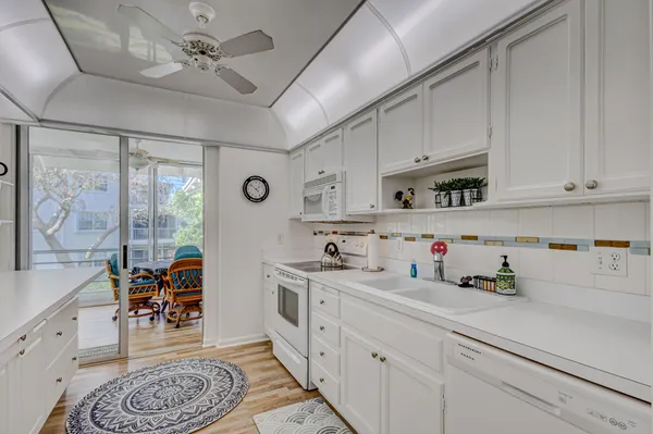 $2,500 | 1201 Sugar Sands Boulevard, West Palm Beach, FL 33404