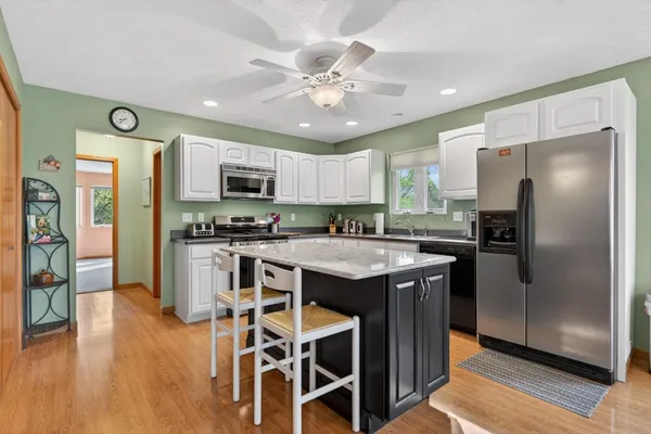 $379,000 | 1261 Lake Summerset Road, Lake Summerset, IL 61019