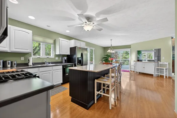 $379,000 | 1261 Lake Summerset Road, Lake Summerset, IL 61019