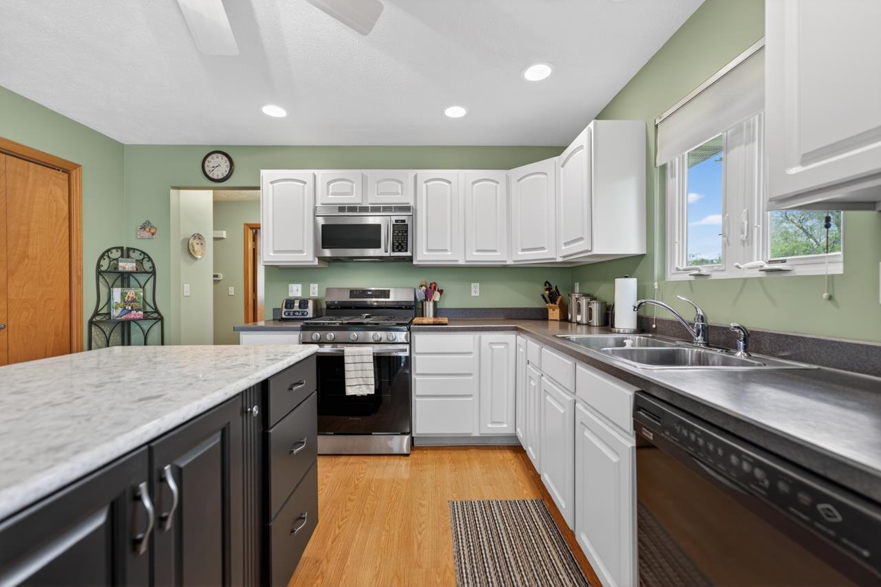 1261 Lake Summerset Road Lake Summerset, IL 61019 - Photo 14 of 49