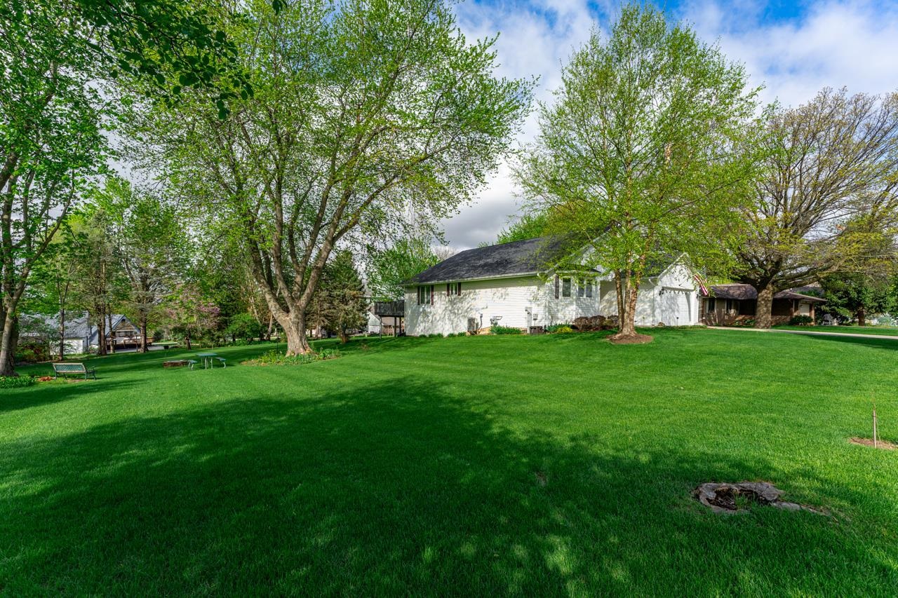 1261 Lake Summerset Road Lake Summerset, IL 61019 - Photo 4 of 49