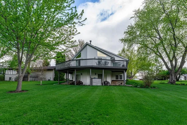 $379,000 | 1261 Lake Summerset Road, Lake Summerset, IL 61019