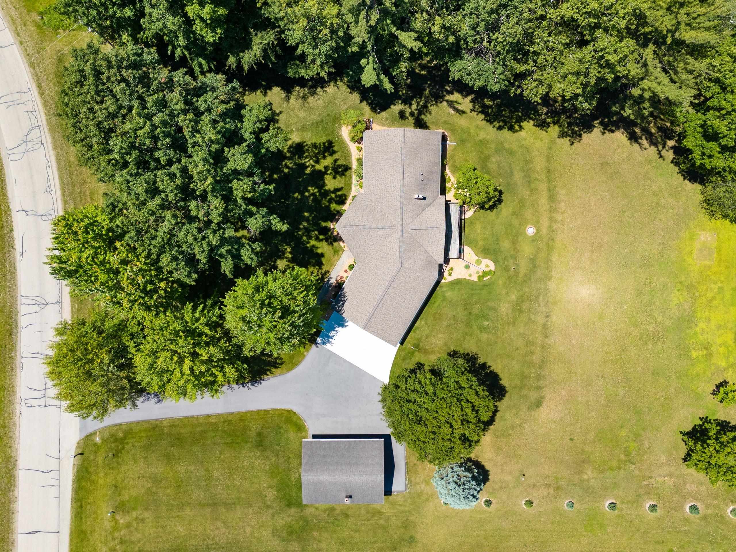 3685 Elmtree Road Suamico, WI 54313 - Photo 31 of 77