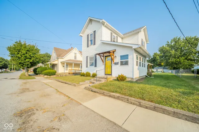 $214,500 | 118 East Morgan Street, Knightstown, IN 46148