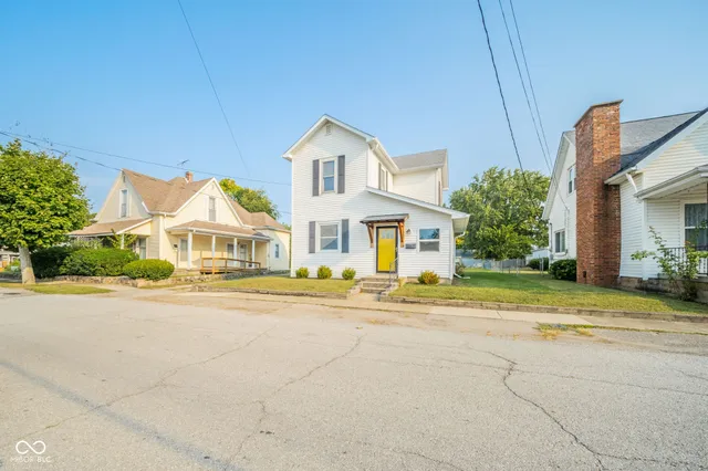 $219,000 | 118 East Morgan Street, Knightstown, IN 46148