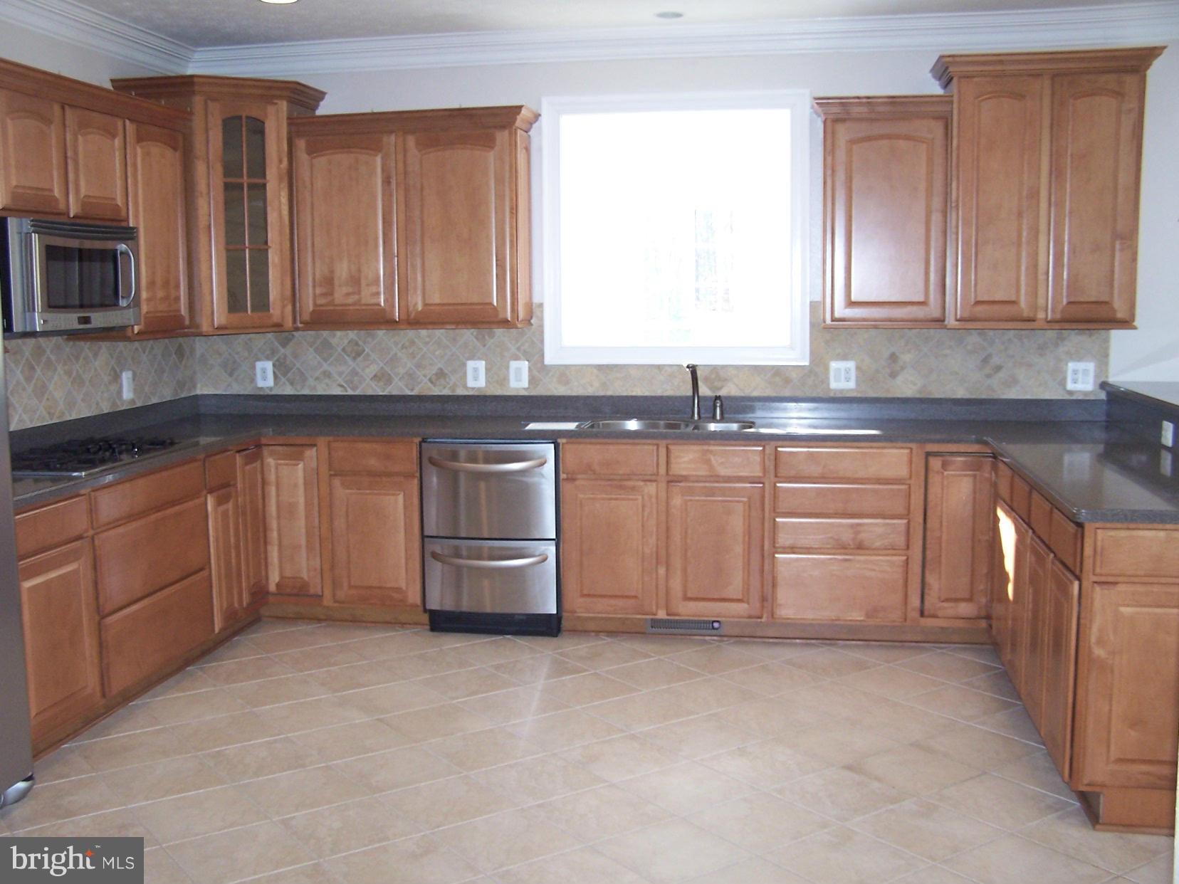 1079 Mountain View Road Fredericksburg, VA 22406 - Photo 11 of 30 Kitchen