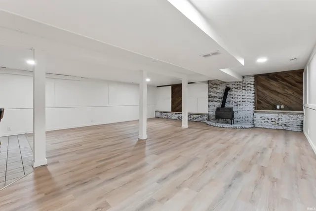 $350,000 | 106 EMS C30 Lane, Warsaw, IN 46582