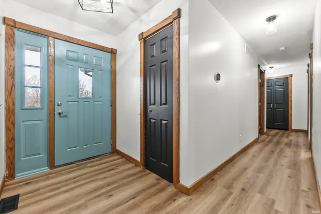 $350,000 | 106 EMS C30 Lane, Warsaw, IN 46582