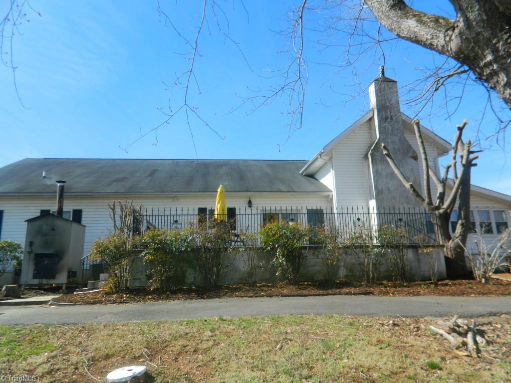 1490 McKinney Road Mount Airy, NC 27030 - Photo 24 of 30 Exterior Back