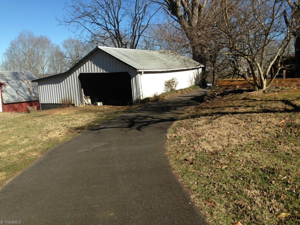 1490 McKinney Road Mount Airy, NC 27030 - Photo 27 of 30 Gallery Image 27