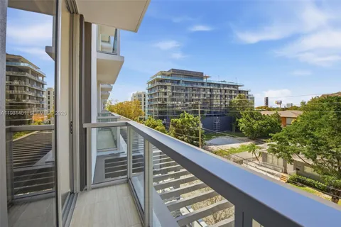 $989,000 | 1611 Southwest 2nd Avenue, Unit 301, Miami, FL 33129