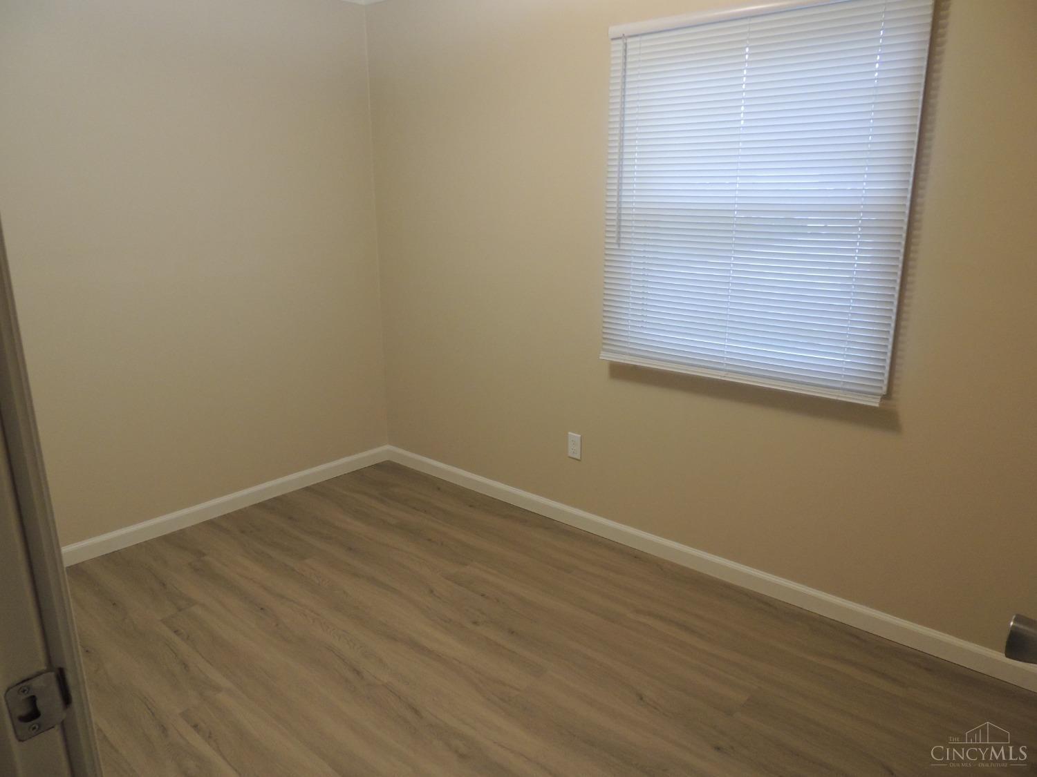 3442 Redskin Drive Cincinnati, OH 45251 - Photo 10 of 12