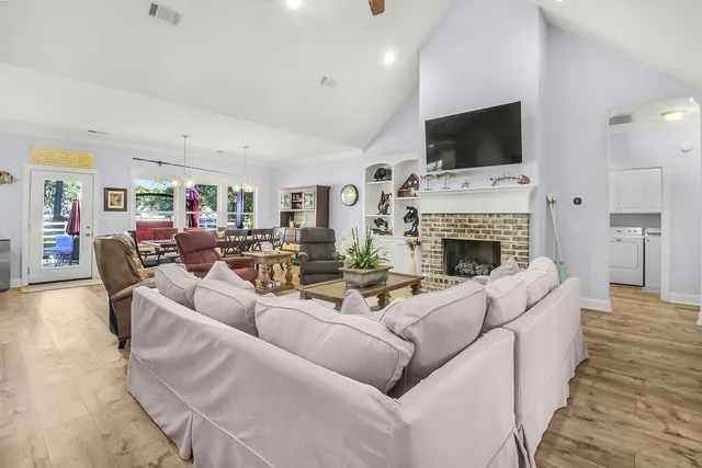 $569,000 | 1069 Fair Hope Drive Northeast, Townsend, GA 31331