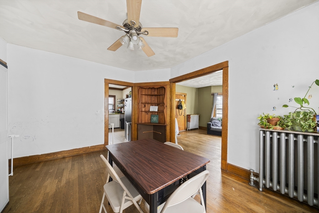 363 White Street Springfield, MA 01108 - Photo 9 of 35