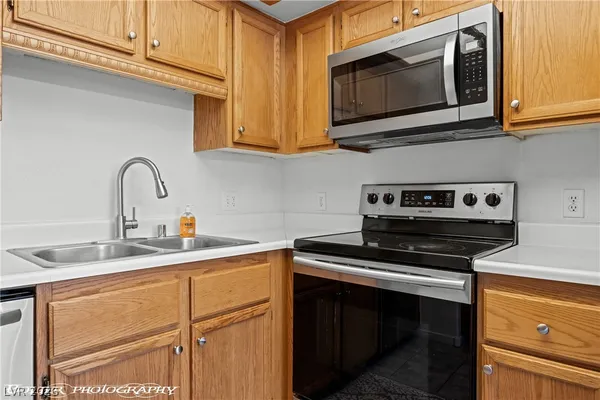$185,000 | 962 Mesquite Springs Drive, Unit 202, Mesquite, NV 89027
