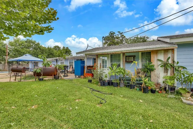 a view of a house with patio