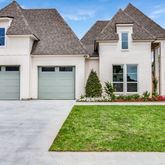 $521,375 | 136 Cape Town Avenue, Youngsville, LA 70592