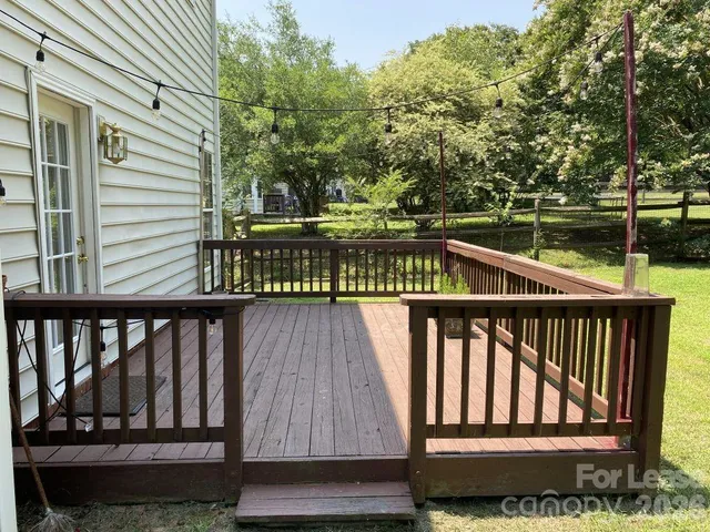 $2,400 | 10603 Old Bridge Lane, Charlotte, NC 28269