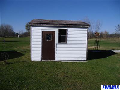 1105 Lima Road Kendallville, IN 46755 - Photo 3 of 6