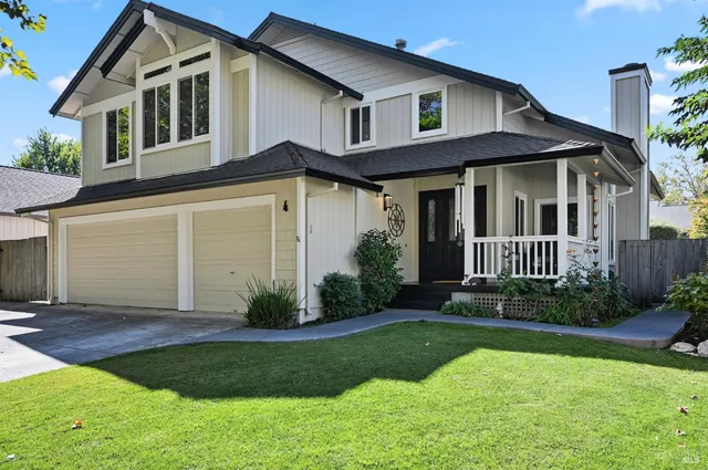 $1,345,000 | 4 Starling Drive, Petaluma, CA 94954