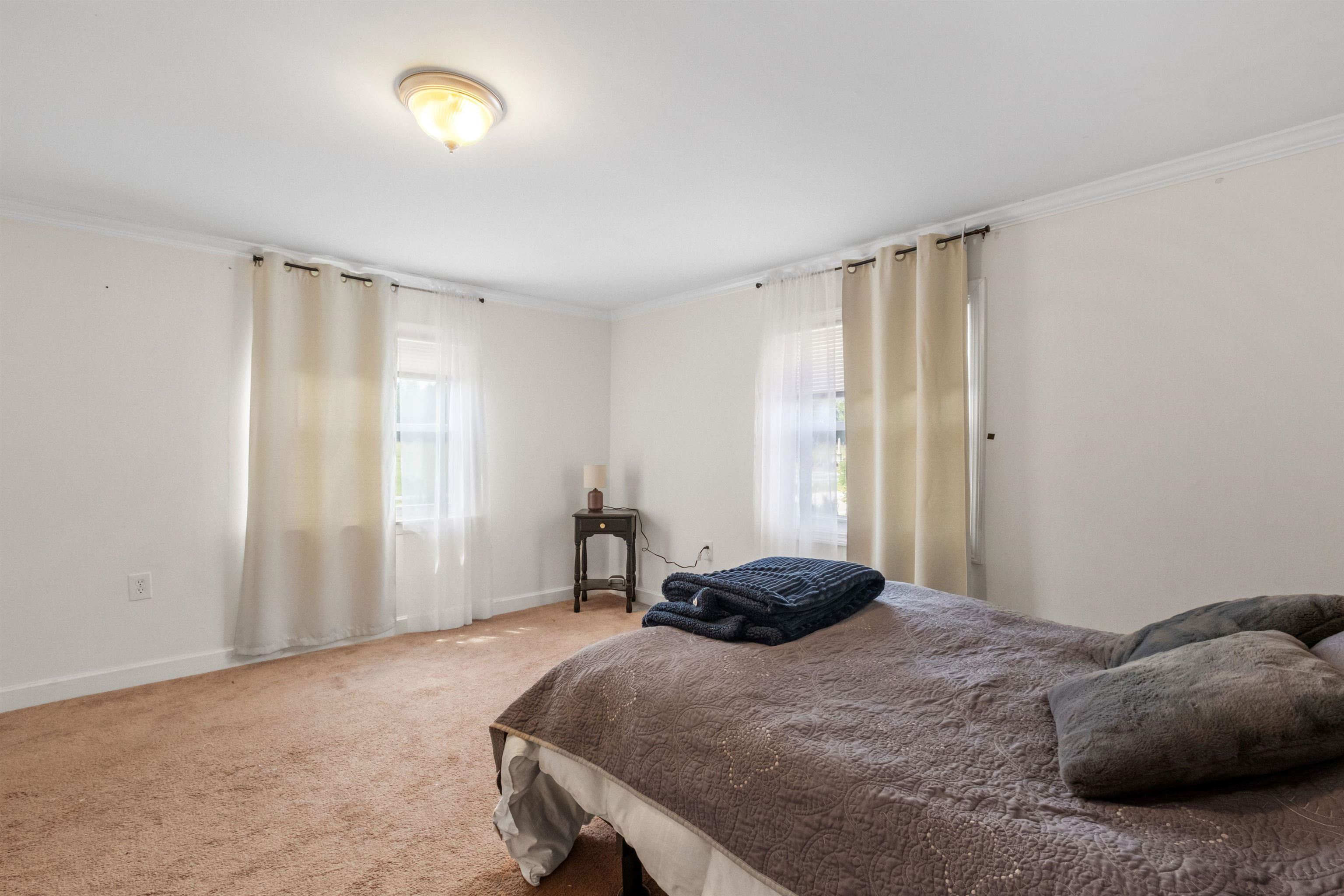 271 River Road Bow, NH 03304 - Photo 14 of 40