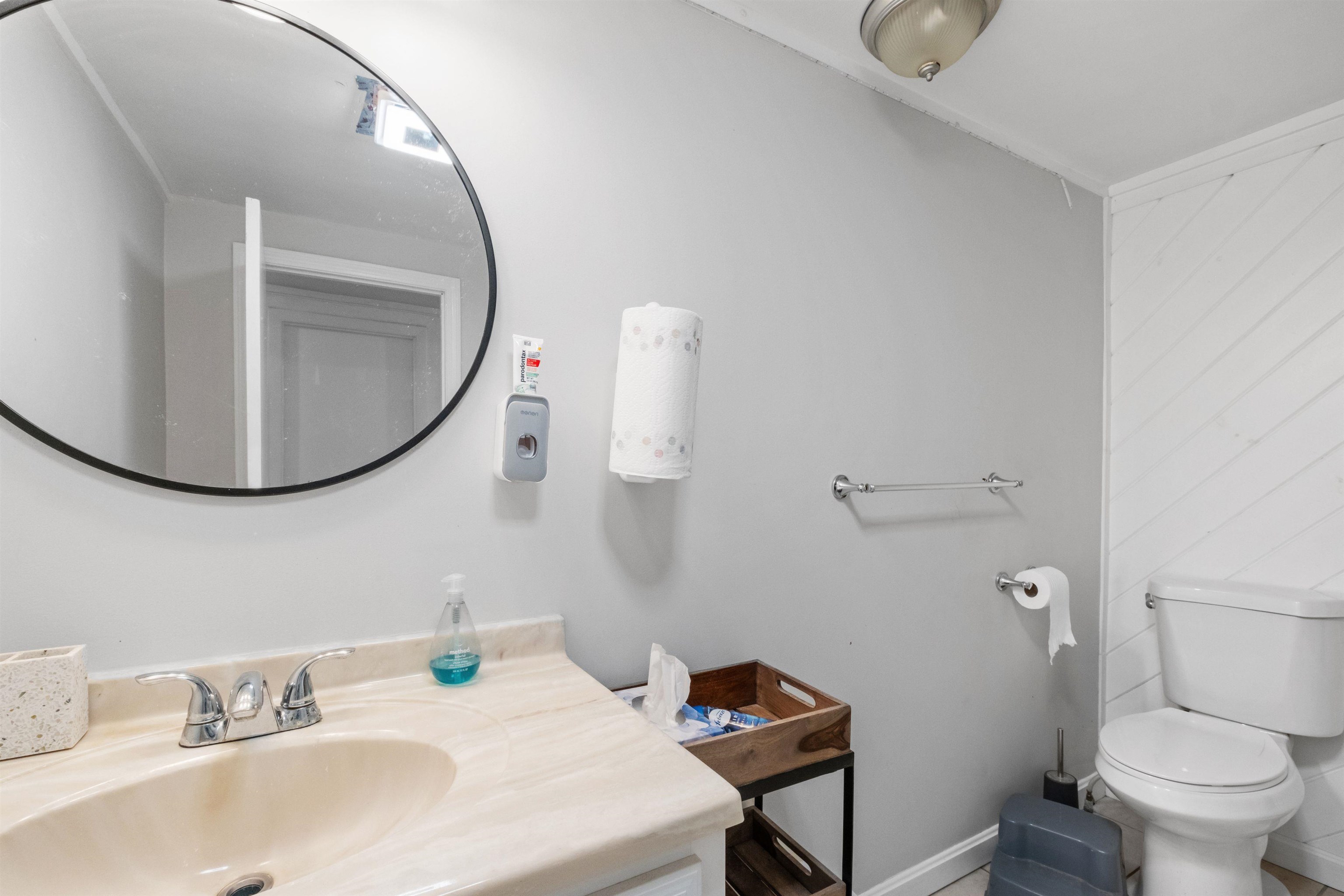 271 River Road Bow, NH 03304 - Photo 18 of 40