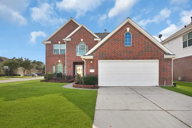 $2,500 | 18123 Memorial Falls Drive, Tomball, TX 77375