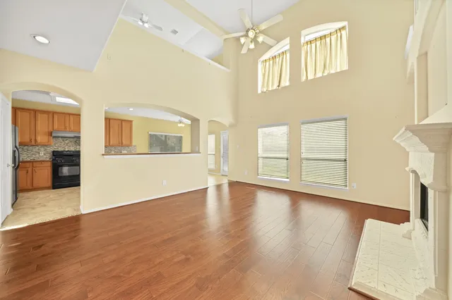 $2,500 | 18123 Memorial Falls Drive, Tomball, TX 77375