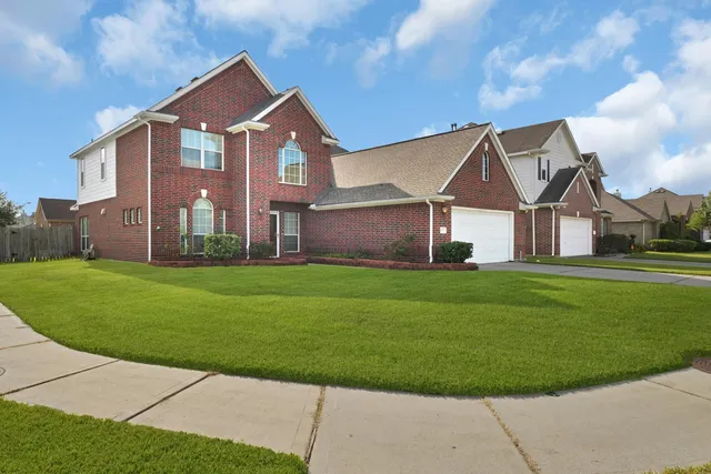 $2,500 | 18123 Memorial Falls Drive, Tomball, TX 77375