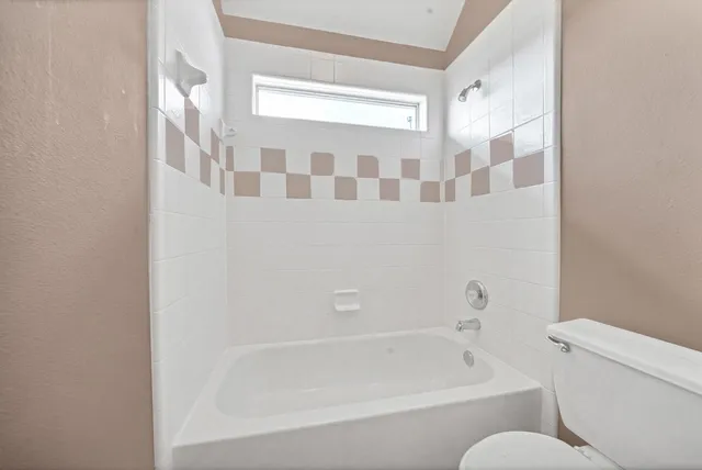 $2,500 | 18123 Memorial Falls Drive, Tomball, TX 77375