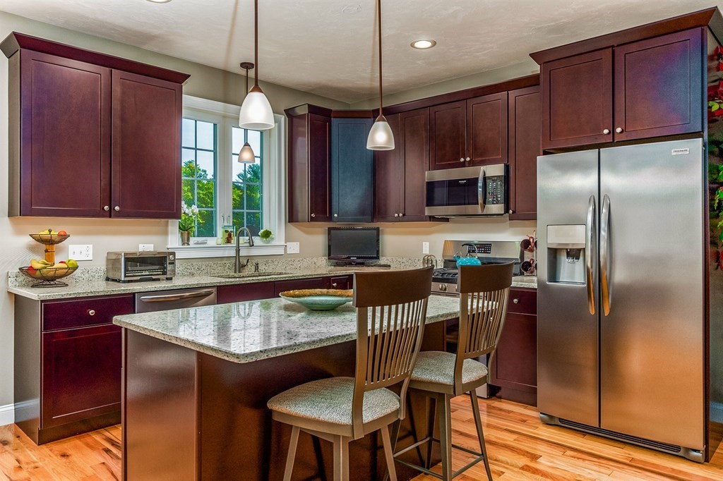 32 Beaver Pond Road, Unit 32 Milford, MA 01757 - Photo 11 of 37 Gallery Image 11