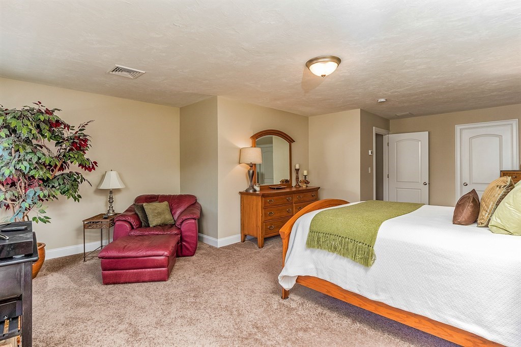 32 Beaver Pond Road, Unit 32 Milford, MA 01757 - Photo 20 of 37 Gallery Image 20