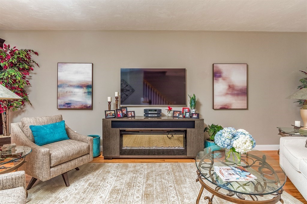 32 Beaver Pond Road, Unit 32 Milford, MA 01757 - Photo 8 of 37 Gallery Image 8