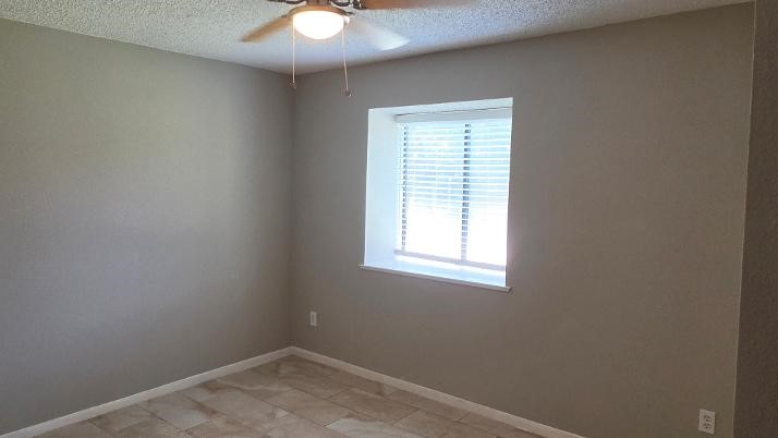 15122 Cedar Ridge Drive Houston, TX 77082 - Photo 10 of 17 3rd Bedrm