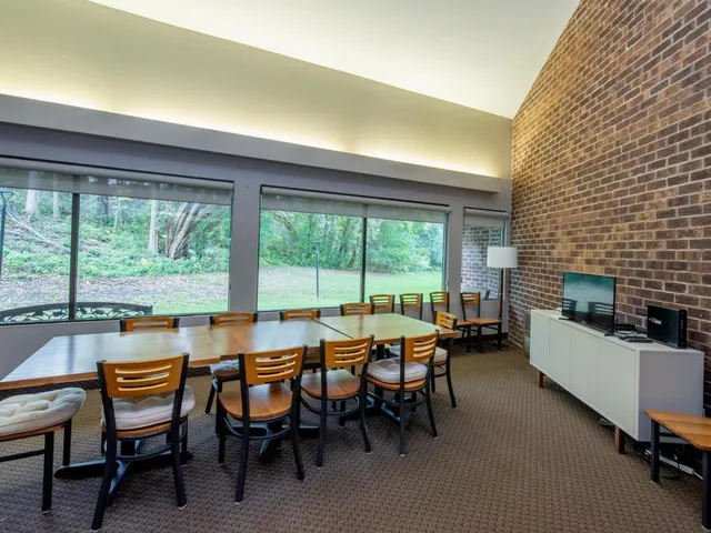 $240,000 | 7401 West 101st Street, Unit 111, Bloomington, MN 55438