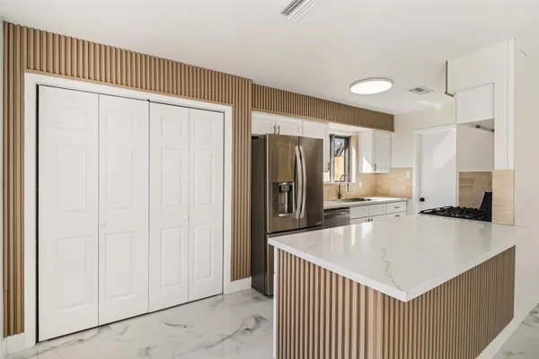 $2,270 | 1307 Saddle Rock Drive, Houston, TX 77088