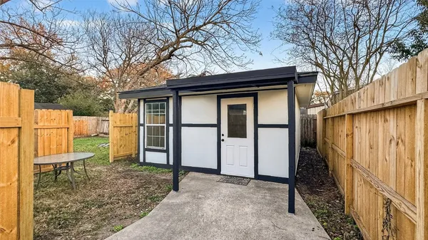 $2,270 | 1307 Saddle Rock Drive, Houston, TX 77088