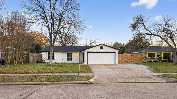 $2,270 | 1307 Saddle Rock Drive, Houston, TX 77088