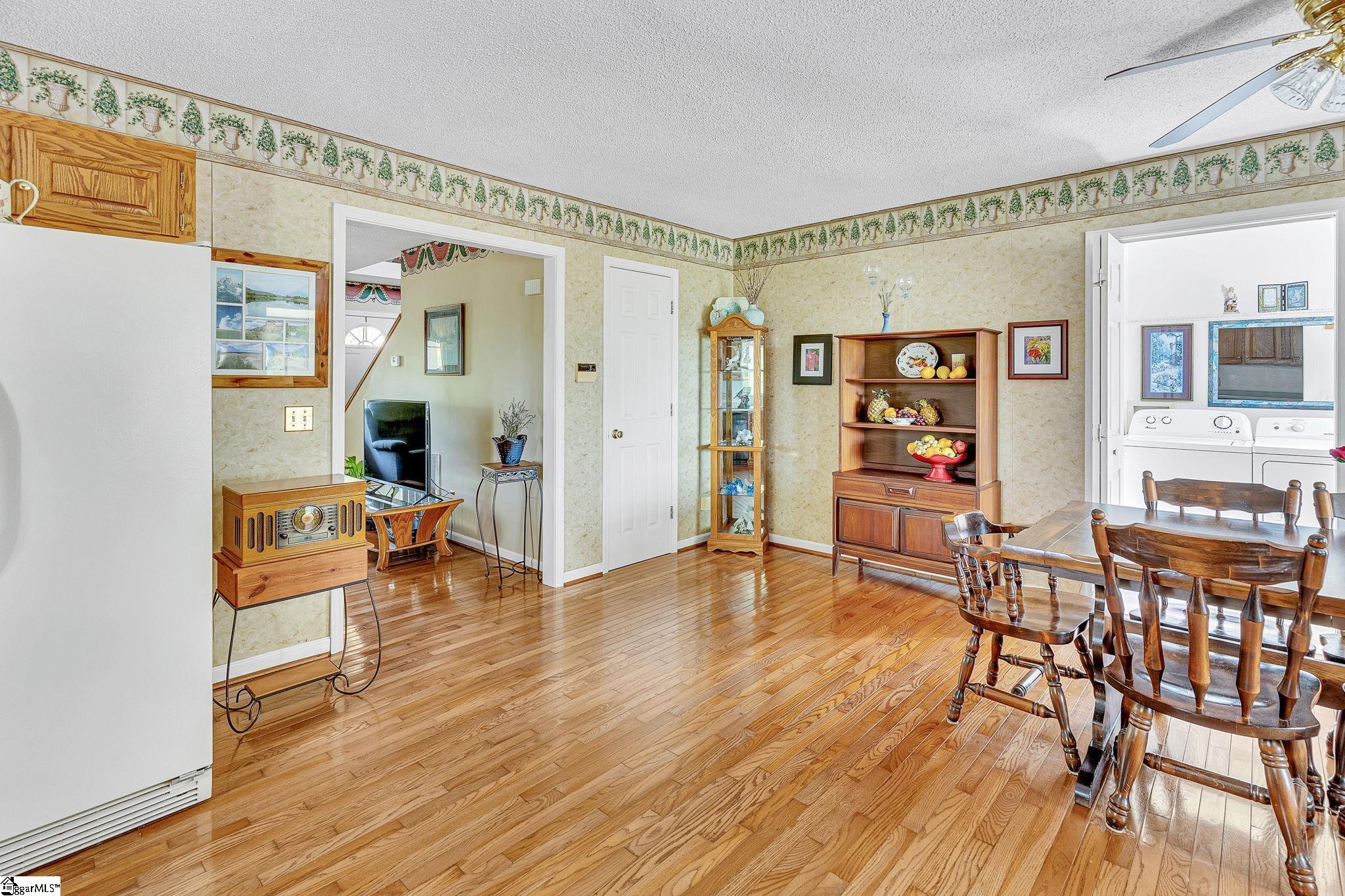 379 Stewart Road Six Mile, SC 29682 - Photo 10 of 36