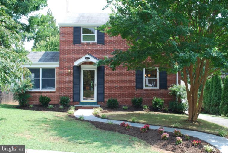 5321 Wakefield Road Bethesda, MD 20816 - Photo 1 of 18 Exterior (General)