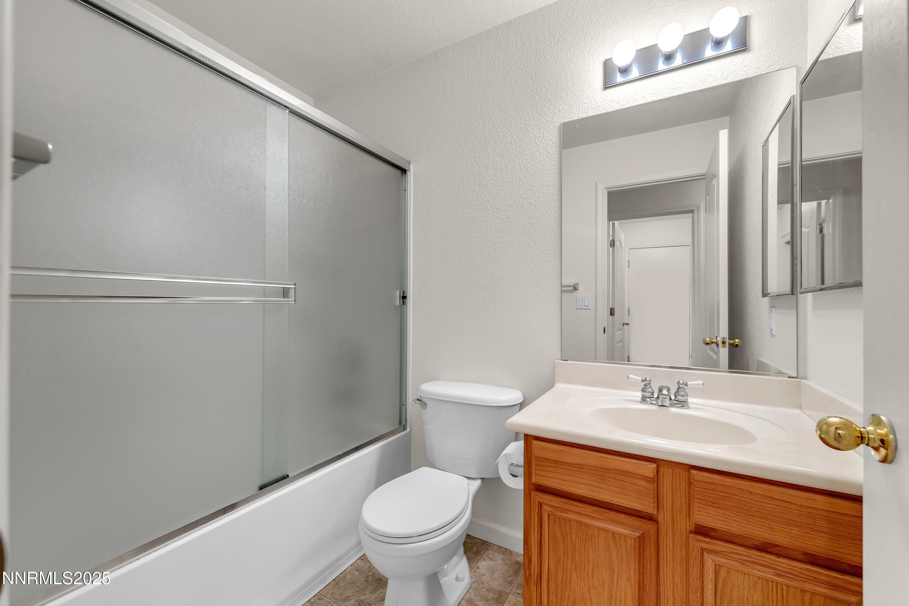 17330 Desert Lake Drive Reno, NV 89508 - Photo 17 of 24 DesertLake17330-028