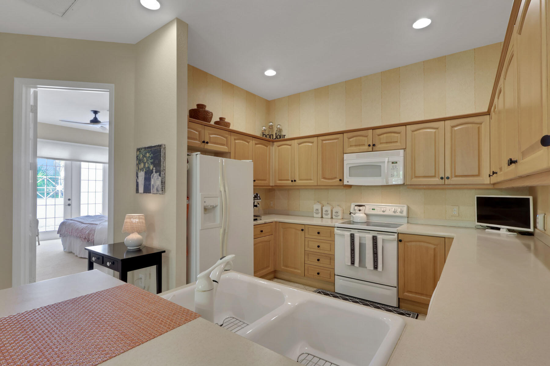 4501 Cardinal Cove Lane Naples, FL 34114 - Photo 5 of 39 226018700bb