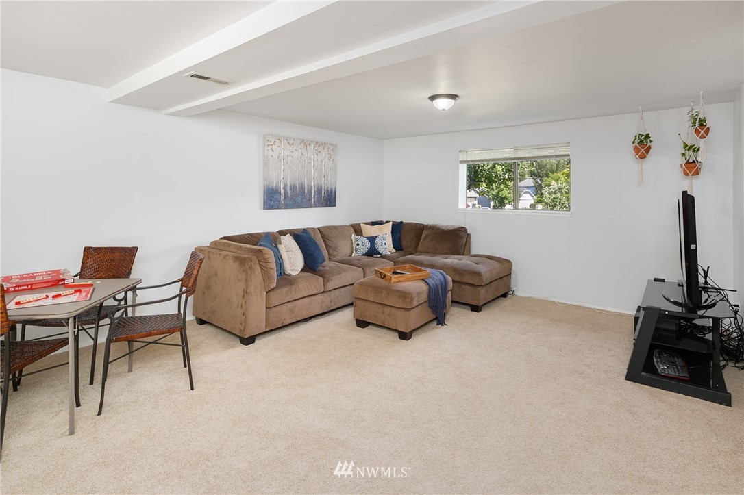 22410 19th Avenue Southeast Bothell, WA 98021 - Photo 17 of 25