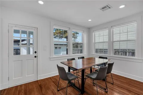 $575,000 | 141 Metairie Court, Metairie, LA 70001