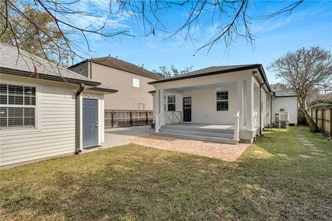 $575,000 | 141 Metairie Court, Metairie, LA 70001