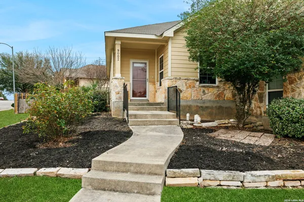 $2,150 | 9002 Summit Lake, San Antonio, TX 78245