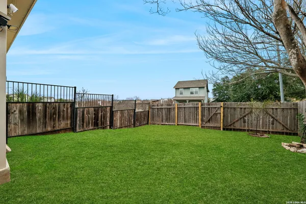 $2,150 | 9002 Summit Lake, San Antonio, TX 78245