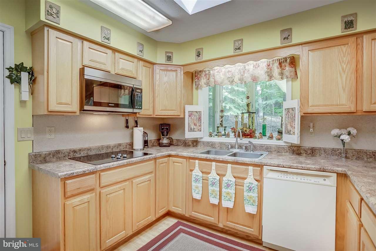 804 Huckleberry Road New Bloomfield, PA 17068 - Photo 7 of 25 Gallery Image 7